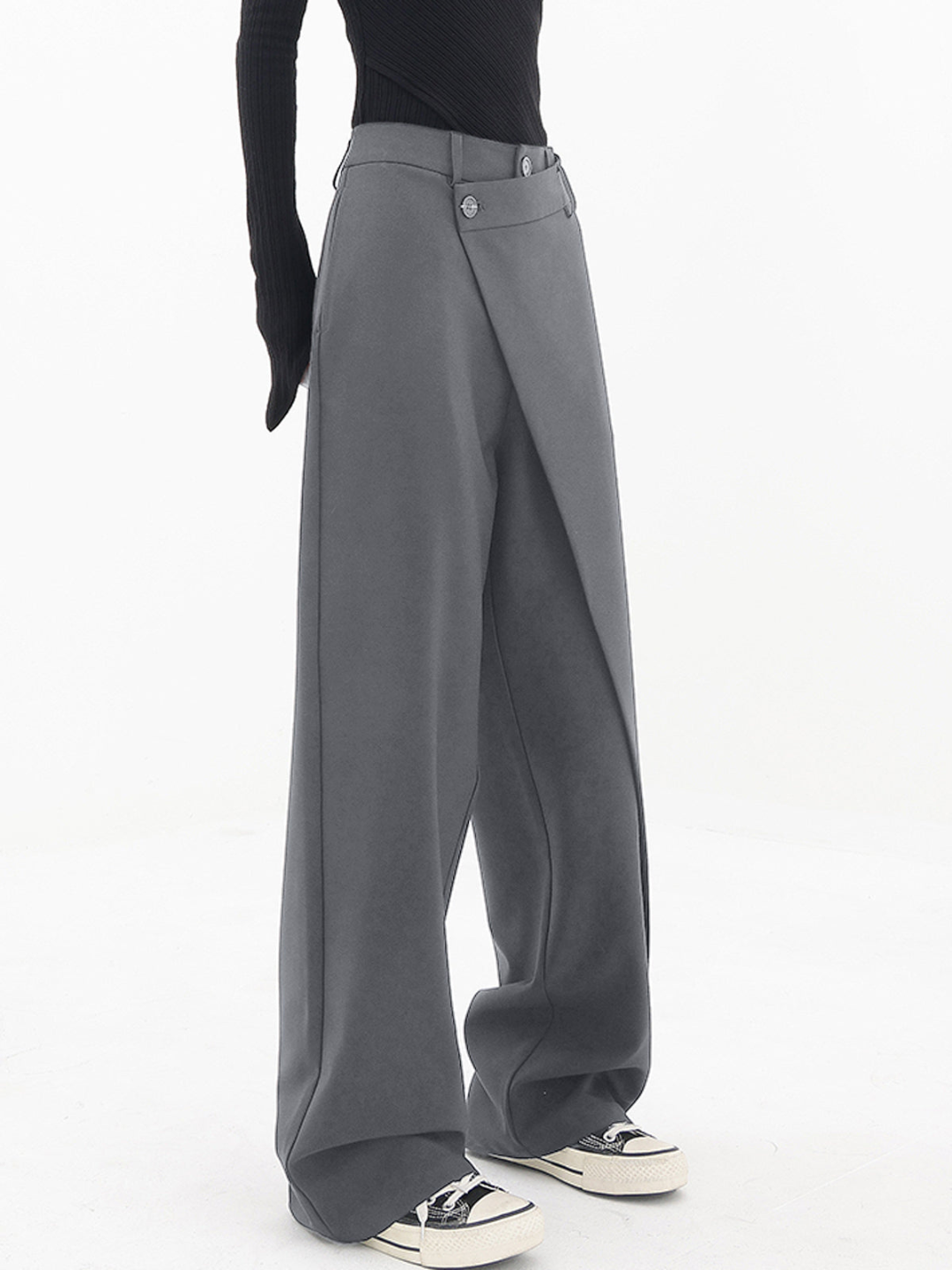 Catherine | Asymmetrical baggy pants